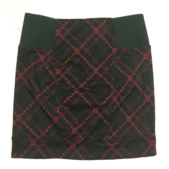 NWT FREE PEOPLE Printed Pull On Soft Skirt - Picture 6 of 6